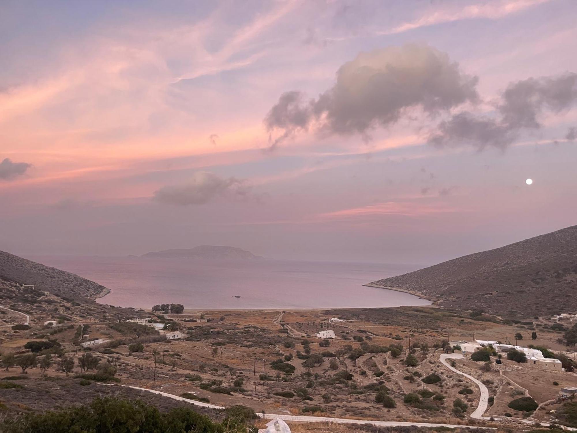 The Artists House - Atelier Suite Αγία Θεοδότη Εξωτερικό φωτογραφία